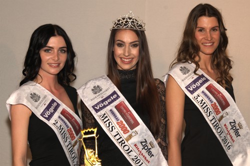 v.l.n.r. Vize Miss Linda Nocker, Miss Tirol 2016 Isabella Wolf, 3. Marie-Christin Pedrolini Foto: Fritz Mitterer